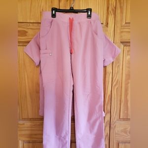 Chalk Pink Figs Scrub Set